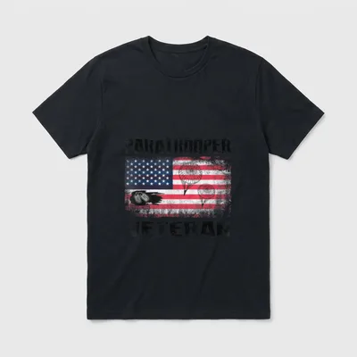 Airborne Paratrooper Veteran T-Shirt – Classic T-Shirt in Black