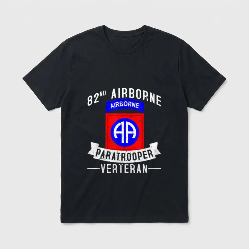 Army Airborne Veteran T-Shirt – 82ND AIRBORNE PARATROOPER VETERAN with division patch – Classic T-Shirt in Black