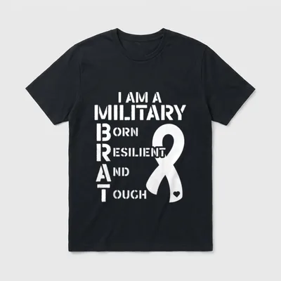 Military Brat Veteran T-Shirt – I AM A MILITARY BRAT BORN RESILIENT AND TOUGH with a white ribbon – Classic T-Shirt in Black