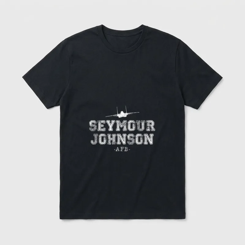 Seymour Johnson Air Force Base T-Shirt – SEYMOUR JOHNSON -AFB- with F-15 fighter jet – Classic T-Shirt in Black