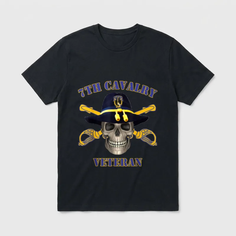 Seventh Cavalry Army Vet T-Shirt – 7TH CAVALRY VETERAN with skull, campaign hat, and gold sabers – Classic T-Shirt in Black