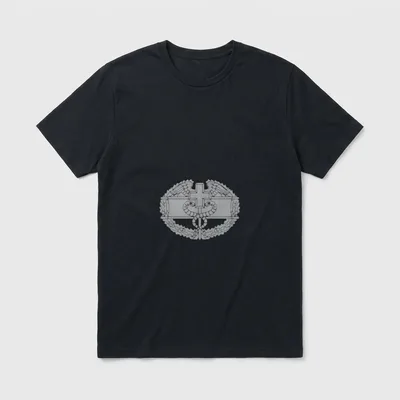 Army Combat Medic T-Shirt – Combat medic badge with cross, caduceus, and laurel wreath – Classic T-Shirt in Black
