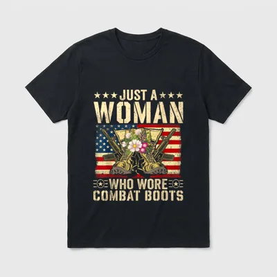 Woman Combat Boots Military Veteran T-Shirt – Classic T-Shirt in Black
