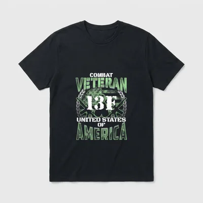 13F Combat Veteran T-Shirt – Combat Veteran 13F insignia with crossed rifles and laurel wreaths – Classic T-Shirt in Black