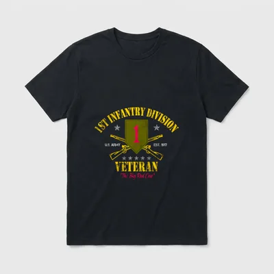 Military Vintage Patriotic T-Shirt – Classic T-Shirt in Black