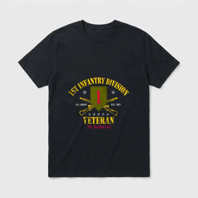 Military Vintage Patriotic T-Shirt – Classic T-Shirt in Black