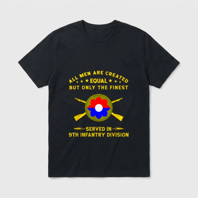 Fort Lewis Washington Military Veteran T-Shirt – Classic T-Shirt in Black