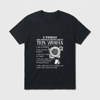 Woman Veteran Five Things T-Shirt – Five things about a woman veteran, with sunflower and dog tags – Classic T-Shirt in Black