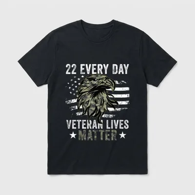 Military Camouflage Flag T-Shirt – Classic T-Shirt in Black