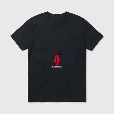 160th SOAR Nightstalkers T-Shirt – Red arrowhead with Airborne tab and Veteran text – Classic T-Shirt in Black