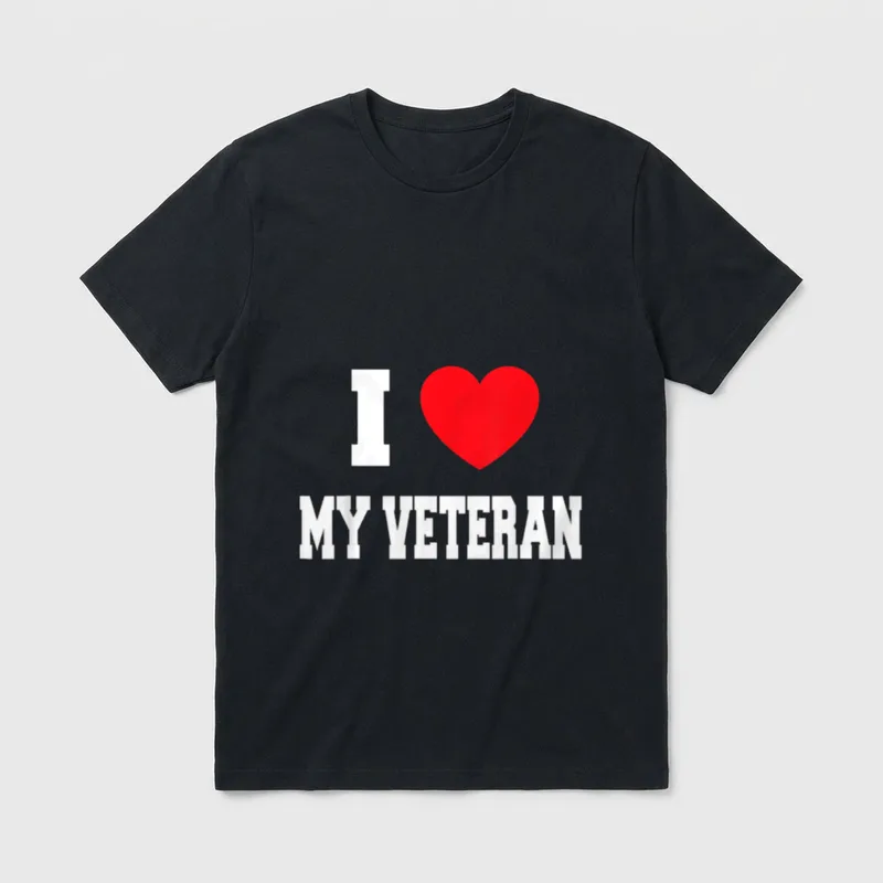 I Love My Veteran Lightweight T-Shirt – Red heart symbol next to I and MY VETERAN text – Classic T-Shirt in Black