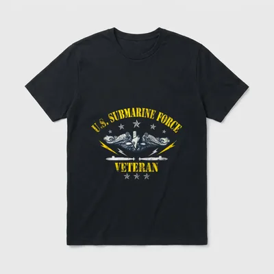 Silent Service Navy Veteran T-Shirt – U.S. Submarine Force and Veteran text with dolphins insignia – Classic T-Shirt in Black