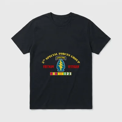 Vietnam Veteran Papa Christmas T-Shirt – Classic T-Shirt in Black