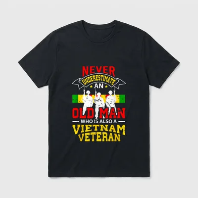 Never Underestimate Veteran T-Shirt – Classic T-Shirt in Black