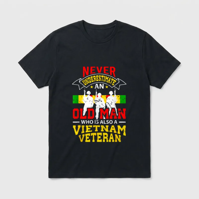 Never Underestimate Veteran T-Shirt – Classic T-Shirt in Black
