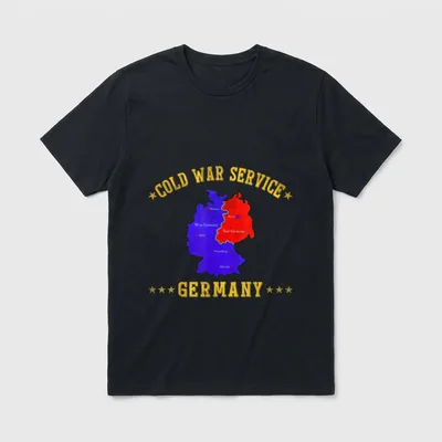 Cold War Veteran Papa T-Shirt – Golden text reading Cold War Service Germany with divided map – Classic T-Shirt in Black