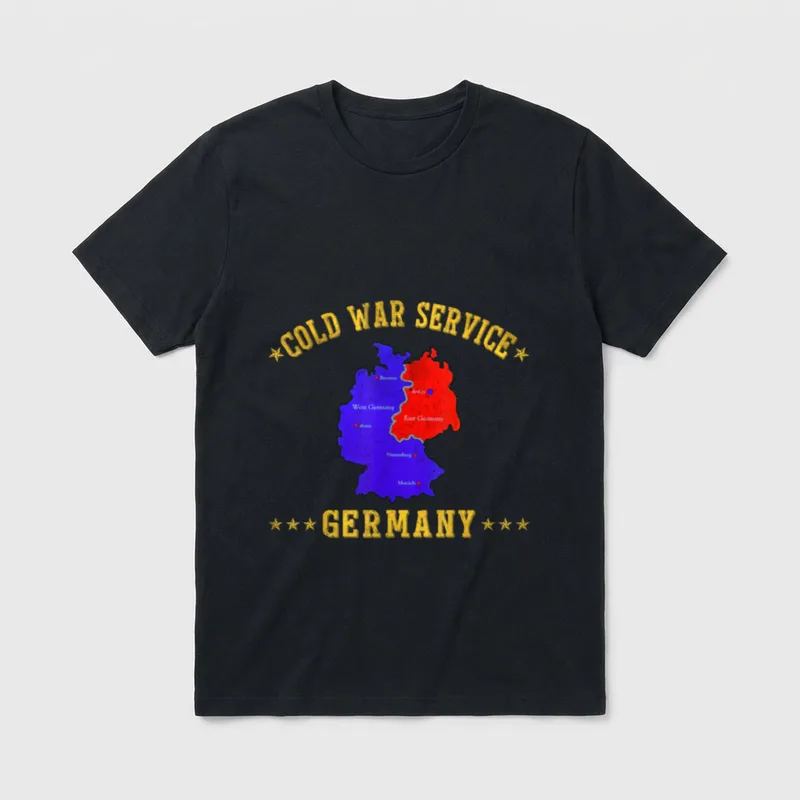 Cold War Veteran Papa T-Shirt – Golden text reading Cold War Service Germany with divided map – Classic T-Shirt in Black