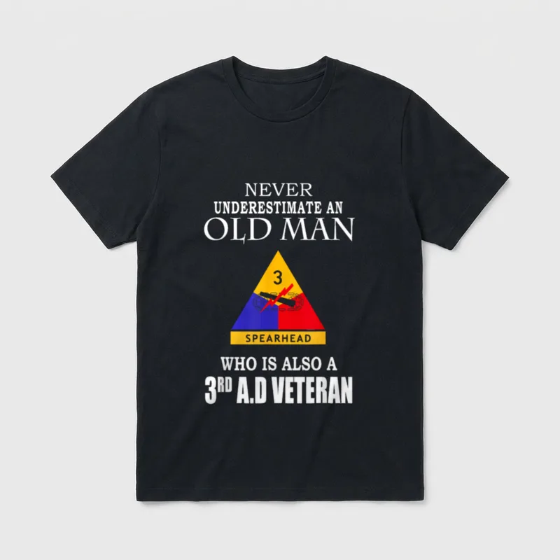 Old Man Spearhead Veteran T-Shirt – Classic T-Shirt in Black