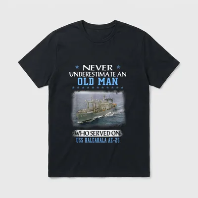 Military Service Veterans Day T-Shirt – Classic T-Shirt in Black