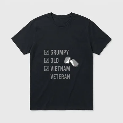 Grumpy Old Soldier T-Shirt – Checked boxes, GRUMPY OLD VIETNAM VETERAN, military dogtags – Classic T-Shirt in Black