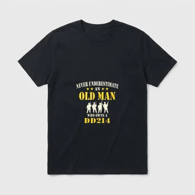 Never Underestimate an Old Man Owns T-Shirt – Classic T-Shirt in Black