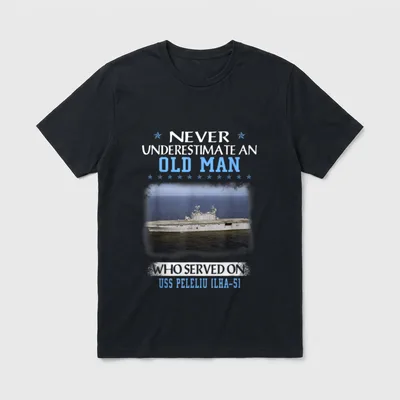 USS Peleliu LHA-5 Veterans Day Father T-Shirt – Classic T-Shirt in Black