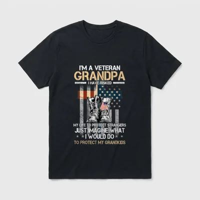 I'm a Veteran Grandpa I Risked T-Shirt – Classic T-Shirt in Black