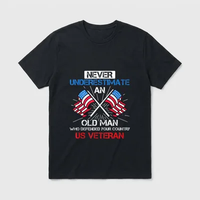 US Veteran Never Underestimate an Old T-Shirt – Classic T-Shirt in Black