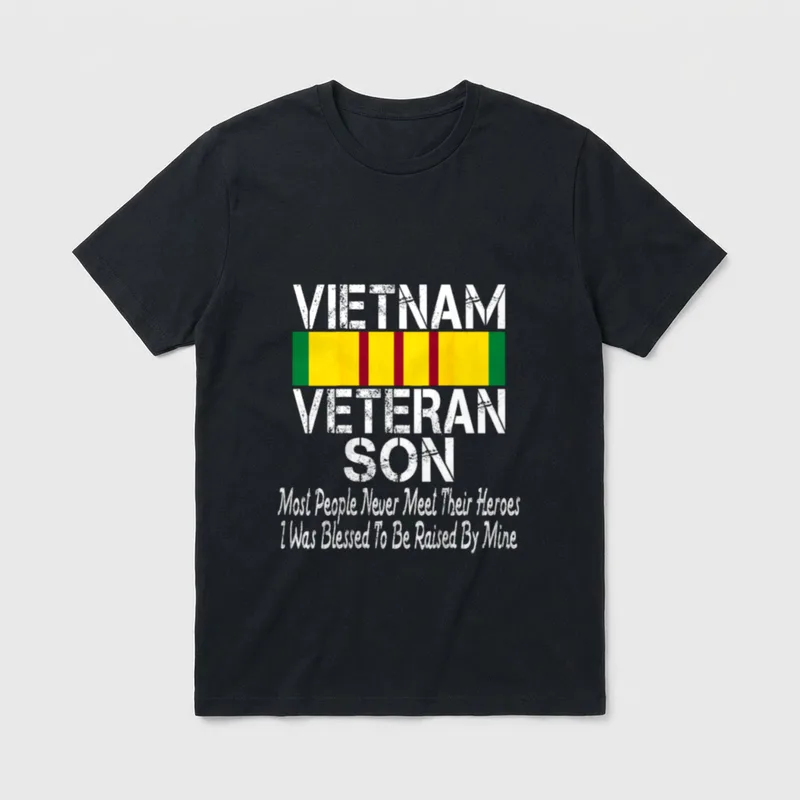 Proud Vietnam Veteran Son T-Shirt – VIETNAM VETERAN SON with service ribbon and tribute text – Classic T-Shirt in Black