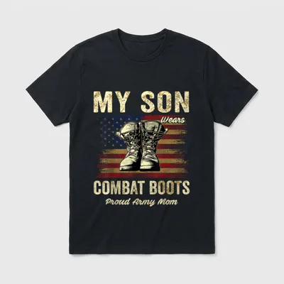 Military Mom Combat Boots T-Shirt – Classic T-Shirt in Black