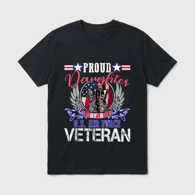 Proud Air Force Daughter T-Shirt – Classic T-Shirt in Black