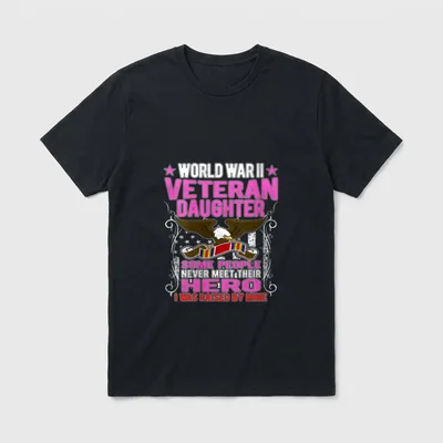 Proud WWII Veteran Daughter T-Shirt – Classic T-Shirt in Black