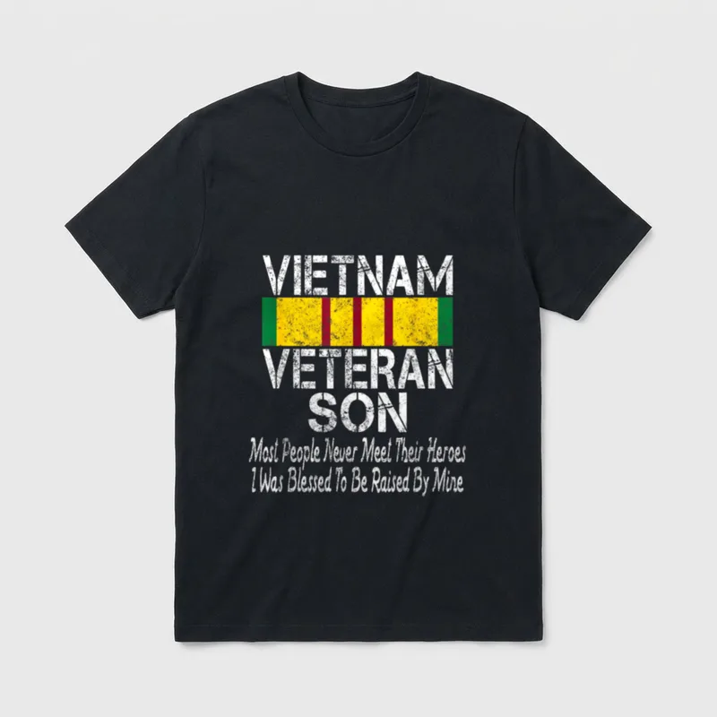 Military Family Vintage T-Shirt – Vietnam veteran son text with Vietnam service ribbon – Classic T-Shirt in Black