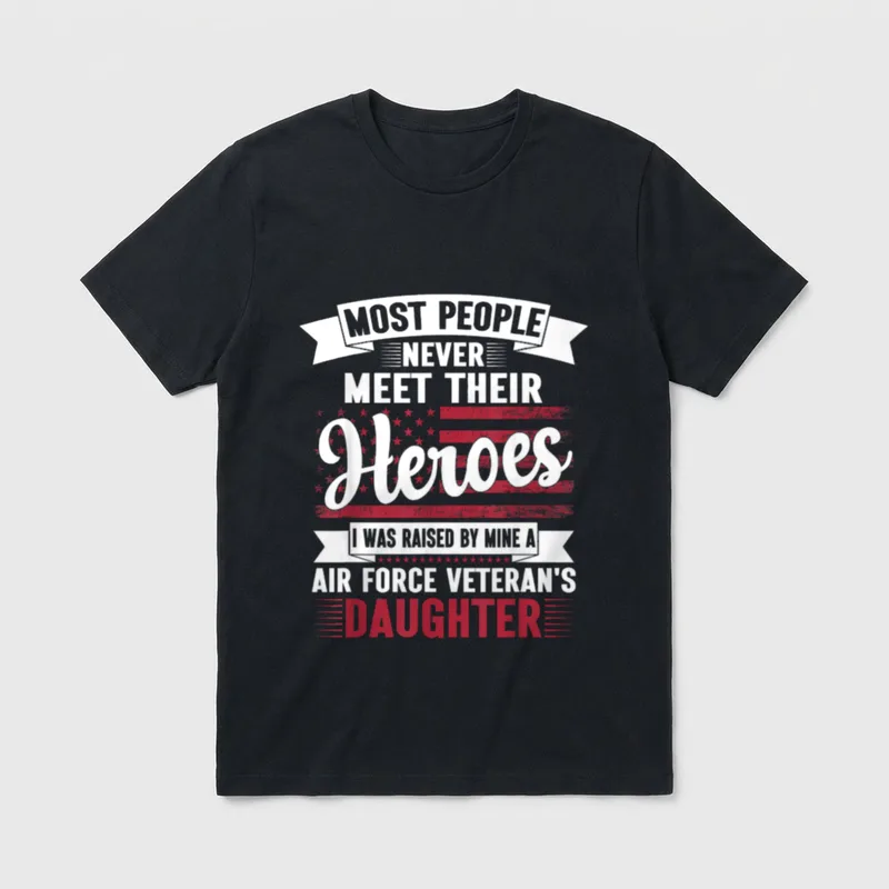 Military Daughter Veteran Day T-Shirt – Classic T-Shirt in Black