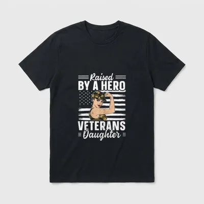 Veteran's Daughter American Hero T-Shirt – Classic T-Shirt in Black