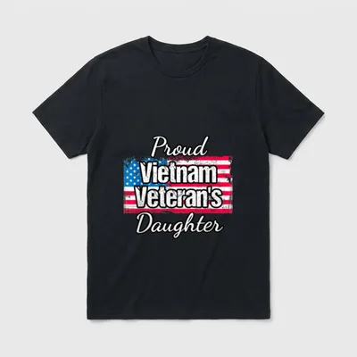 Proud Vietnam Veteran's Daughter T-Shirt – Classic T-Shirt in Black