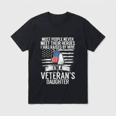 Military Daughter Hero T-Shirt – Classic T-Shirt in Black
