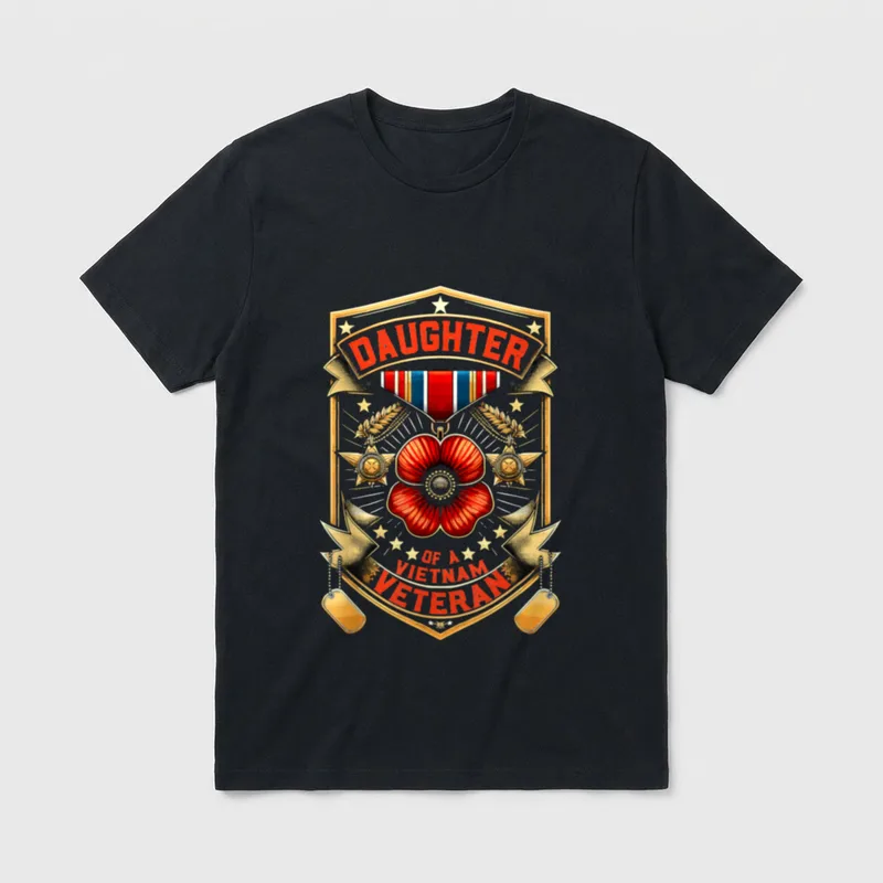 Veteran's Daughter USA T-Shirt – DAUGHTER OF A VIETNAM VETERAN in red text – Classic T-Shirt in Black