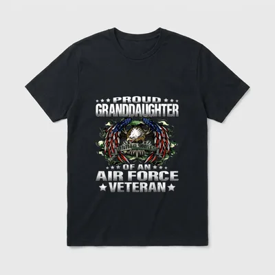 Air Force Veteran Family Granddaughter T-Shirt – Proud Granddaughter Of An Air Force Veteran – Classic T-Shirt in Black