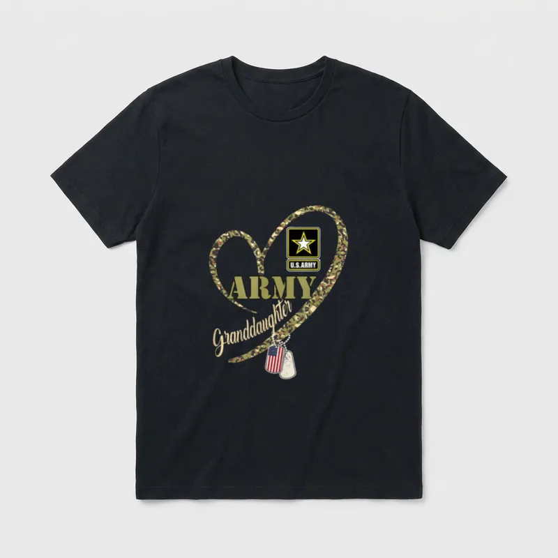 Veteran Granddaughter Heart T-Shirt – Classic T-Shirt in Black