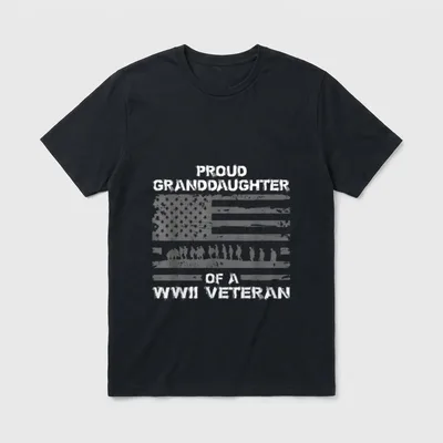 Proud Granddaughter of A WWII T-Shirt – Classic T-Shirt in Black