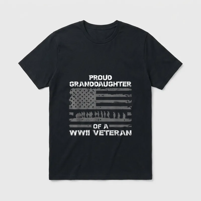 Proud Granddaughter of A WWII T-Shirt – Classic T-Shirt in Black