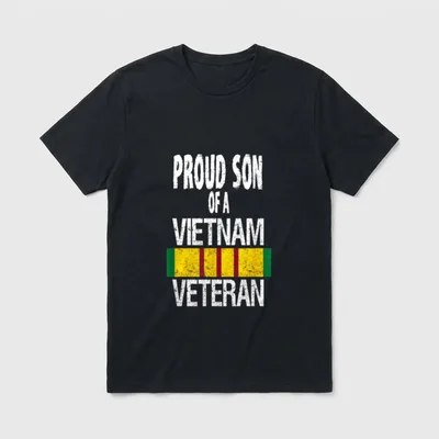 Military Veteran Son Pride T-Shirt – PROUD SON OF A VIETNAM VETERAN with ribbon stripe – Classic T-Shirt in Black