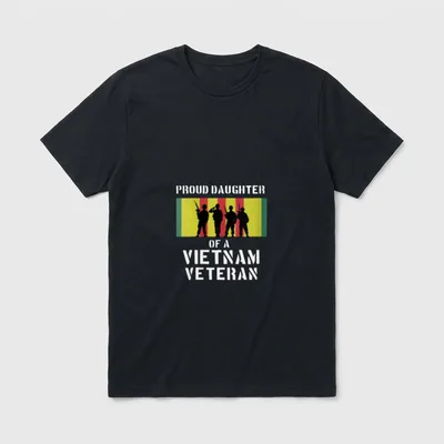 Military Daughter Honor T-Shirt – Classic T-Shirt in Black