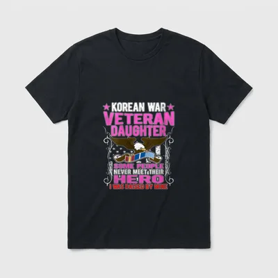 Proud Korean War Veteran Daughter T-Shirt – Classic T-Shirt in Black