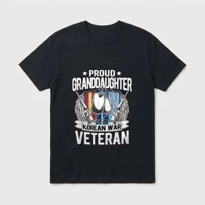 Granddaughter Korean War Veteran T-Shirt – Classic T-Shirt in Black