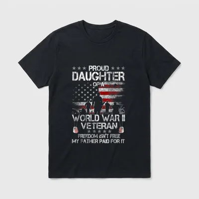 Daughter of WWII Veteran T-Shirt – Classic T-Shirt in Black
