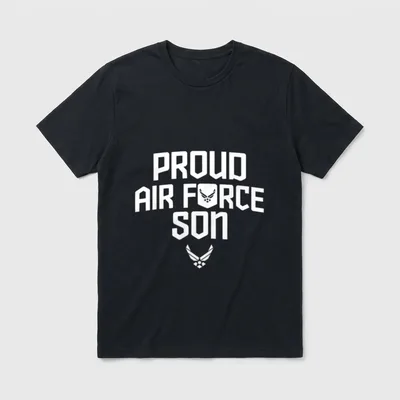 Air Force Son Military Veteran T-Shirt – PROUD AIR FORCE SON with Air Force wings insignia – Classic T-Shirt in Black