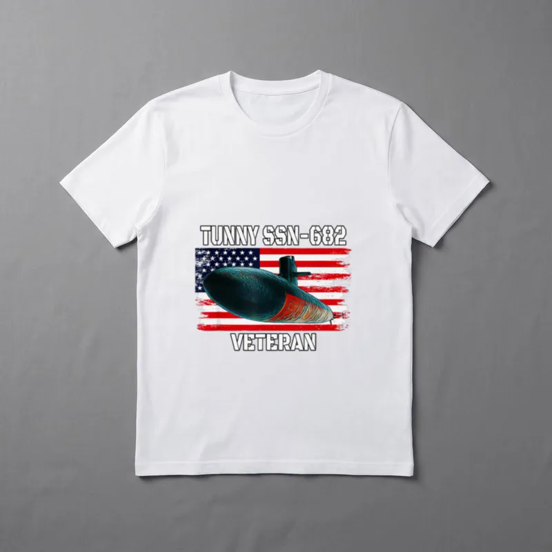Submarine USS Tunny SSN-682 Veteran Grandfather T-Shirt – Classic T-Shirt in Black