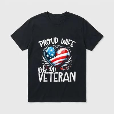 Veteran Father's Day T-Shirt – "Proud Wife of a Veteran" with heart and flag – Classic T-Shirt in Black